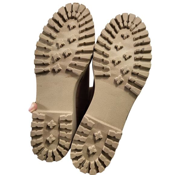 NEW DV Dolce Vita Women's Rielle Chelsea Lug Sole dune suede bootie sz 11 - Picture 6 of 8